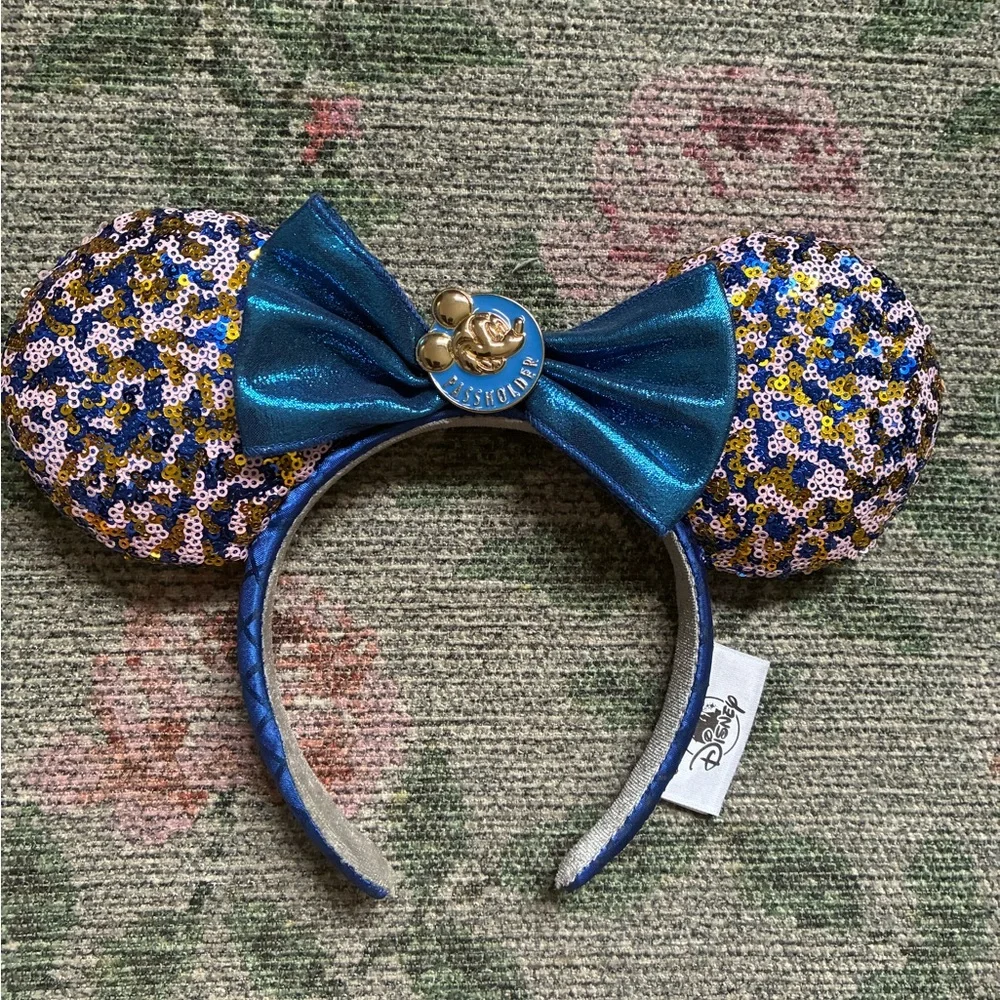 SOLD ๐ - Picture 1 of 2